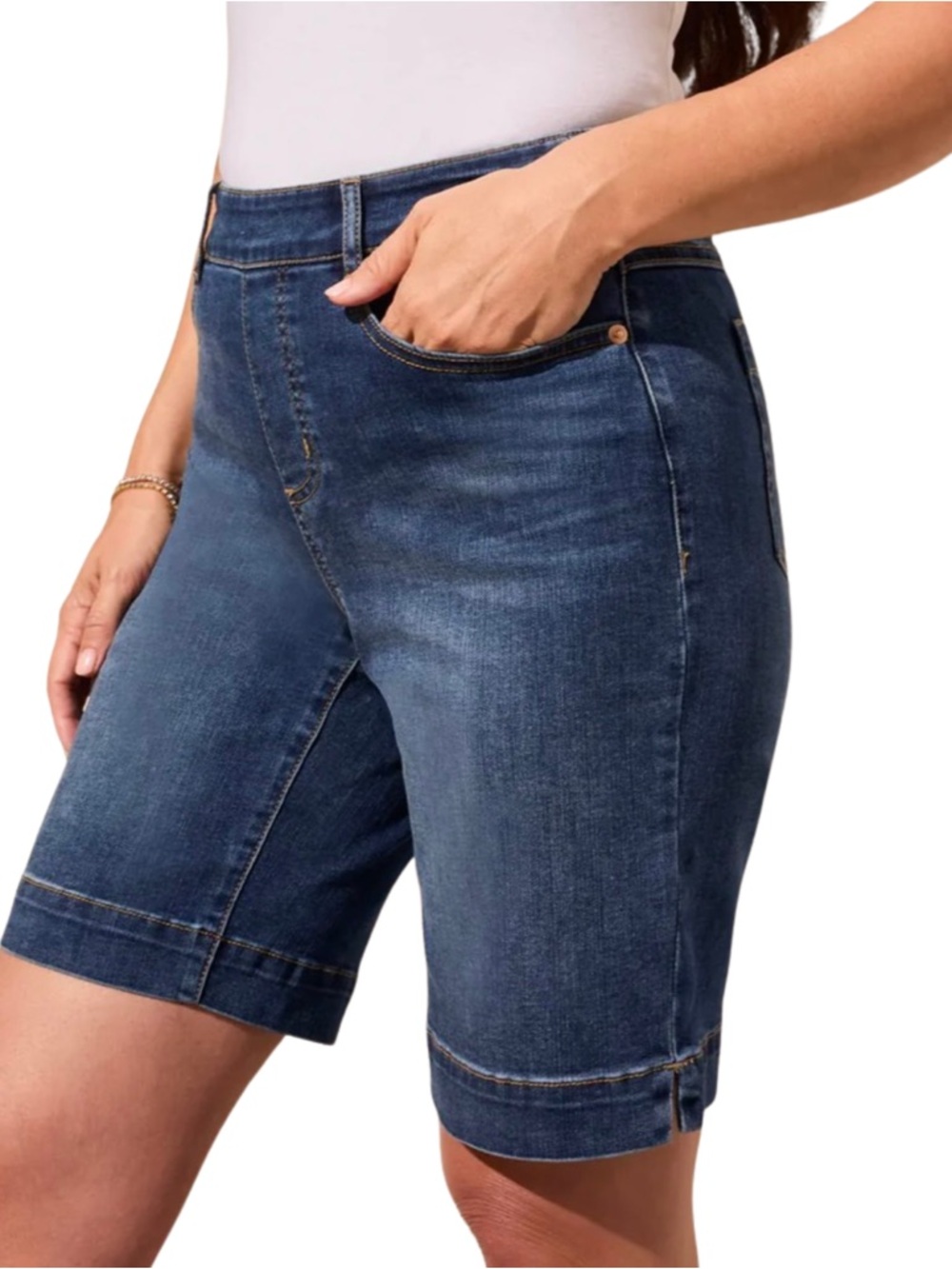 Tribal Jeans Audrey Bermuda Shorts NWT Size 4 - Picture 3 of 5